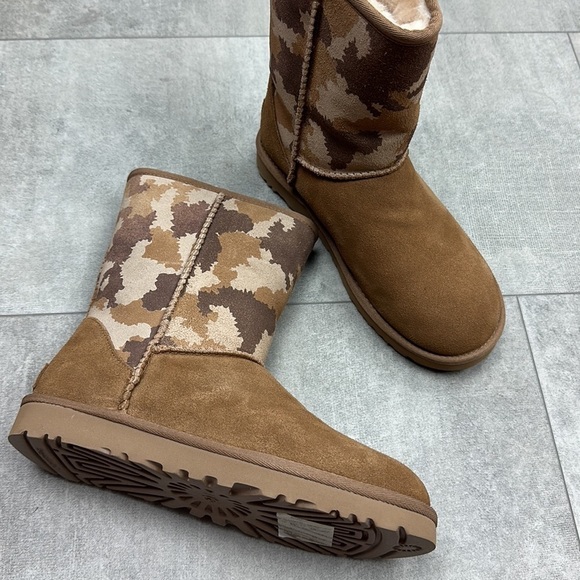 🍁UGG 🍁 CLASSIC SHORT JAGGED CAMO CHESTNUT WINTER BOOTS BROWN - Picture 11 of 13